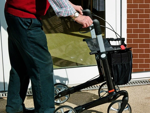 rollator-2298056_640